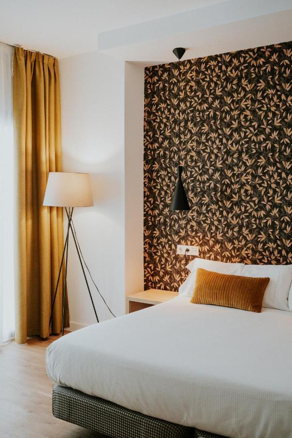 Hotel Rincon 13 - Mares (Adults Only) Torre Del Mar Esterno foto